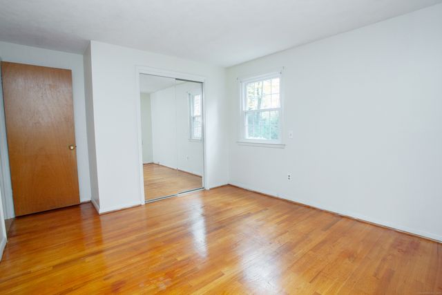 51 Pine Glen Road, Simsbury, CT 06070