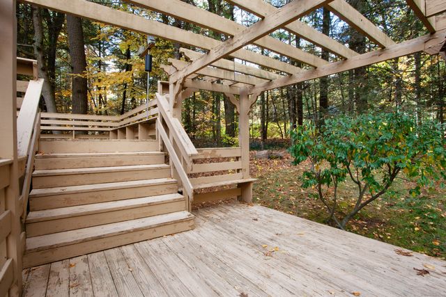 51 Pine Glen Road, Simsbury, CT 06070