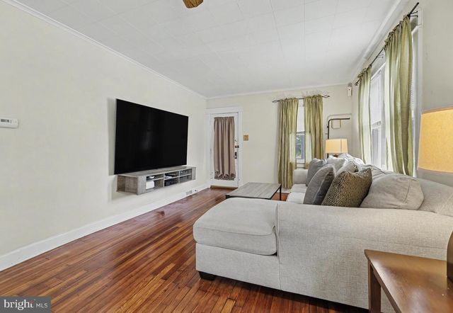 3 KIRK AVE, Ewing, NJ 08638