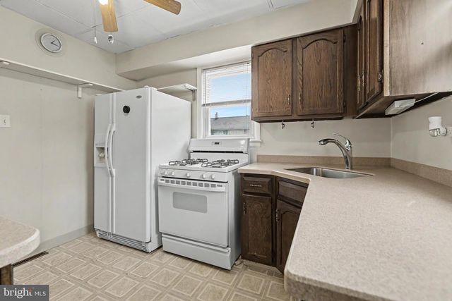 3 KIRK AVE, Ewing, NJ 08638