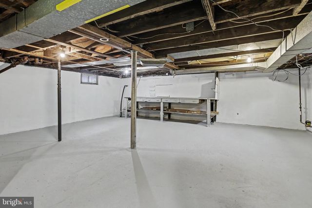 3 KIRK AVE, Ewing, NJ 08638
