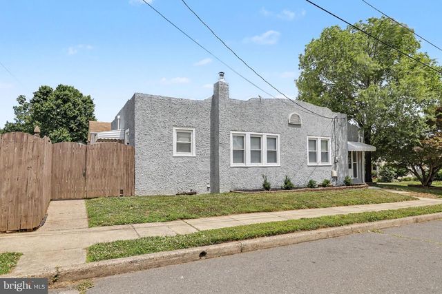 3 KIRK AVE, Ewing, NJ 08638