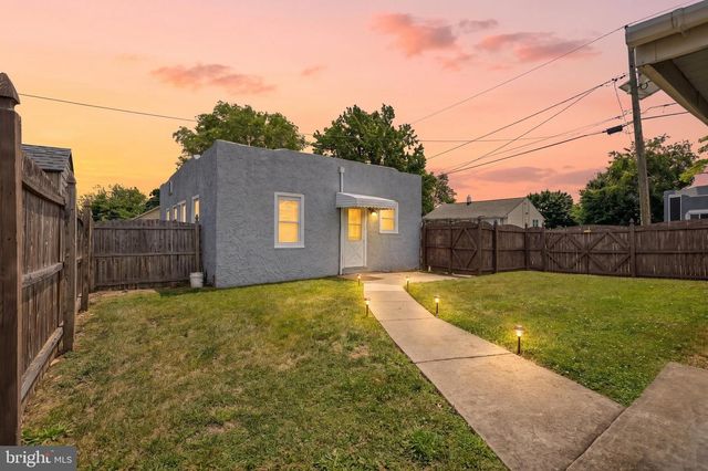 3 KIRK AVE, Ewing, NJ 08638