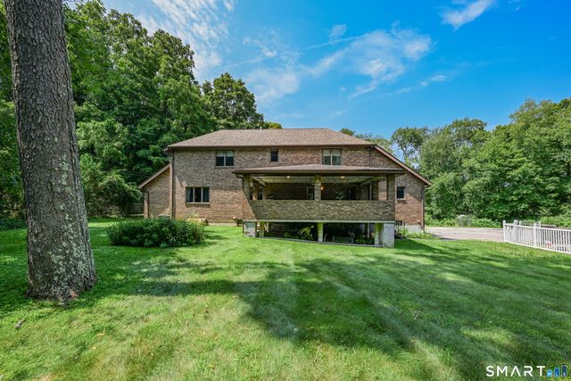 555 Davis Street, Watertown, CT 06779