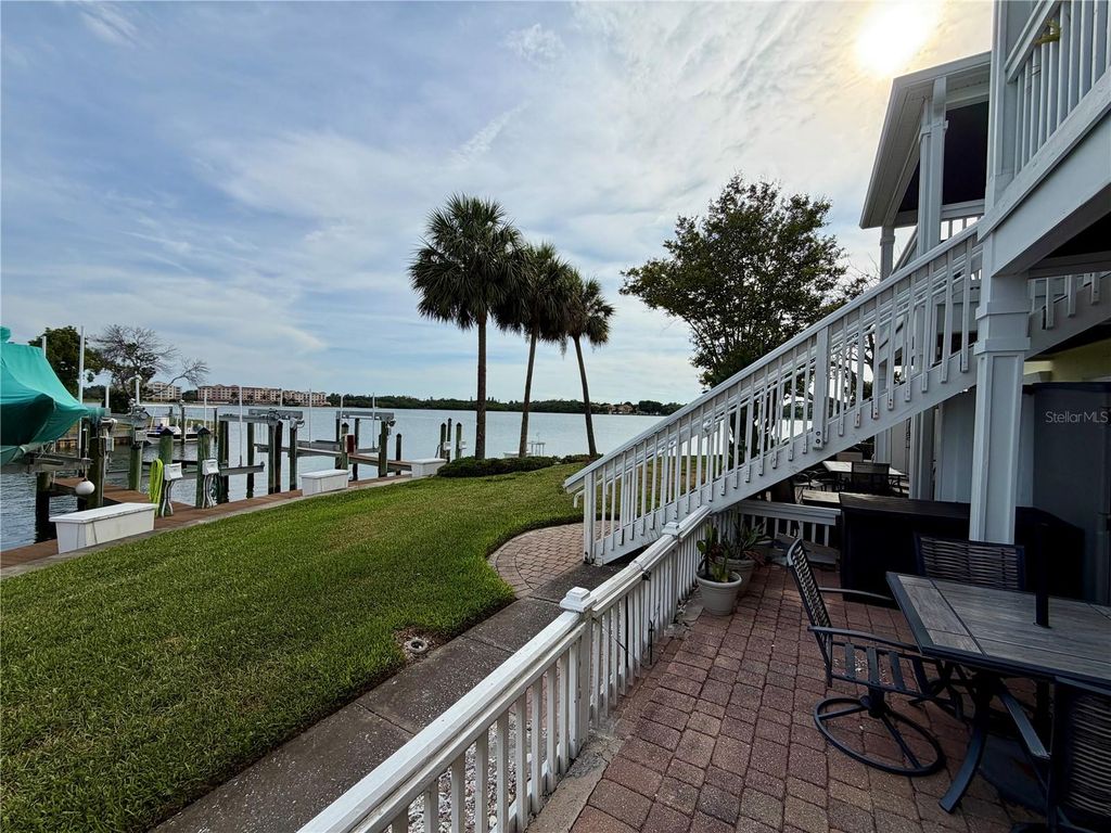 5009 STARFISH DRIVE SE A, St Petersburg, FL 33701