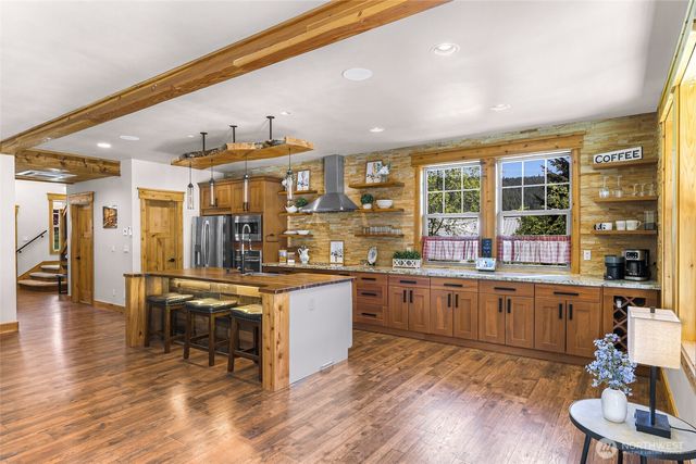 306 W Montana Avenue, Roslyn, WA 98941