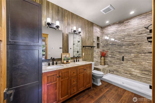 306 W Montana Avenue, Roslyn, WA 98941