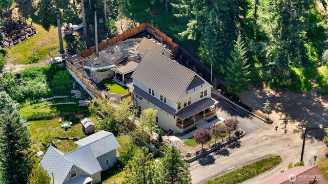 306 W Montana Avenue, Roslyn, WA 98941
