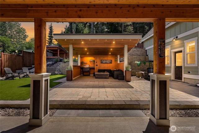 306 W Montana Avenue, Roslyn, WA 98941