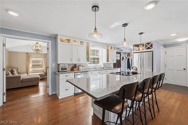 4161 Leona Drive, Rocky River, OH 44116