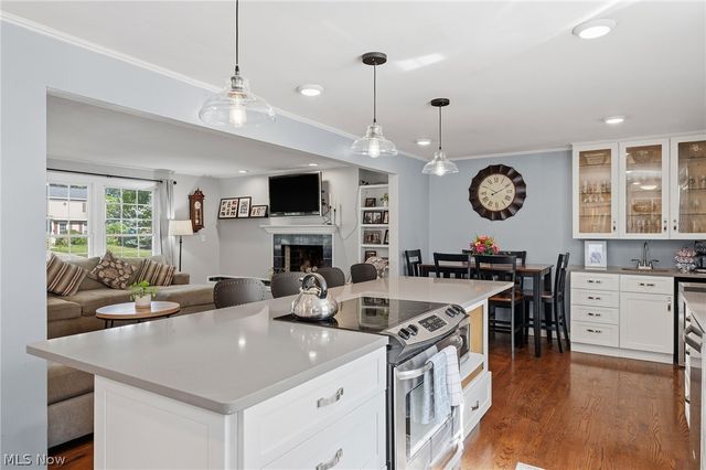 4161 Leona Drive, Rocky River, OH 44116