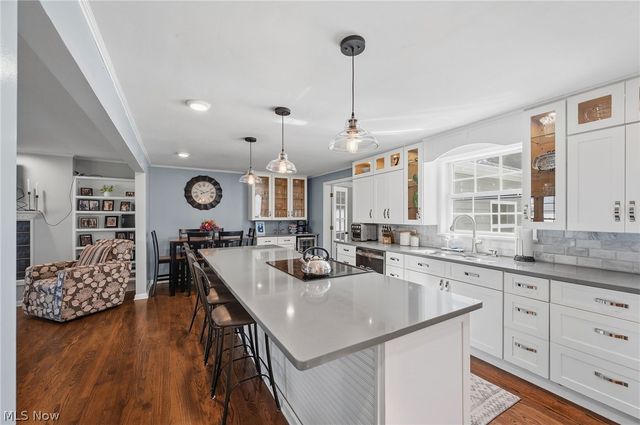 4161 Leona Drive, Rocky River, OH 44116