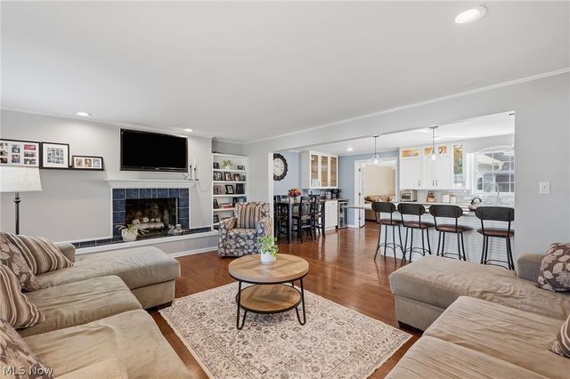 4161 Leona Drive, Rocky River, OH 44116