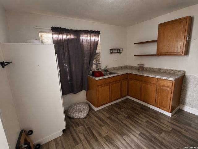 2613 Colima St, San Antonio, TX 78207