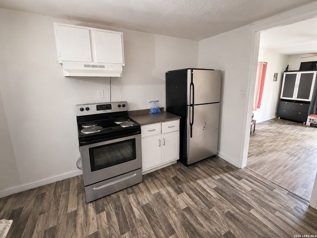 2613 Colima St, San Antonio, TX 78207