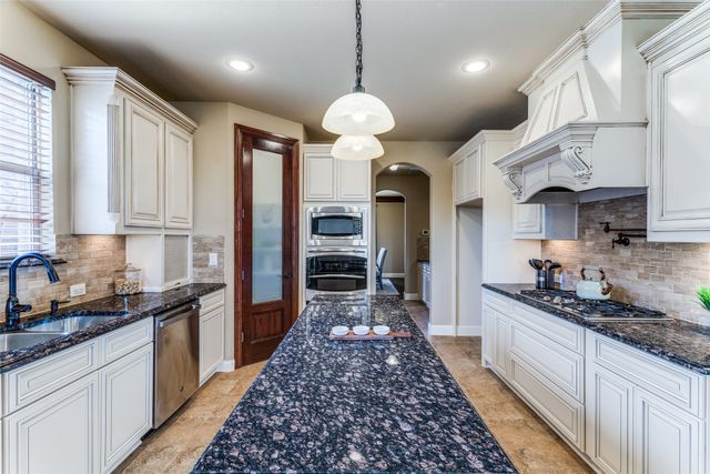 2028 Sterling Trace Drive, Keller, TX 76248