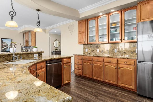 960 Smith Road, Watsonville, CA 95076