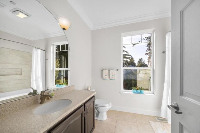 960 Smith Road, Watsonville, CA 95076