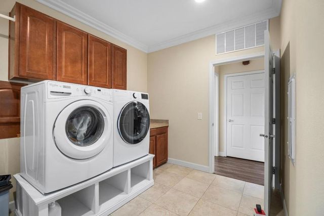 960 Smith Road, Watsonville, CA 95076