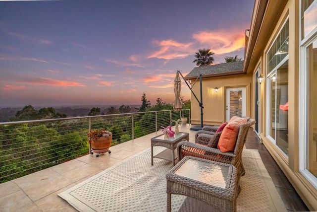 960 Smith Road, Watsonville, CA 95076