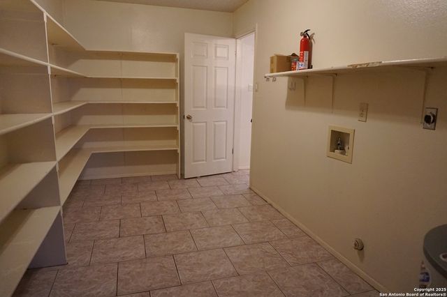 7515 Foss Meadows, San Antonio, TX 78244