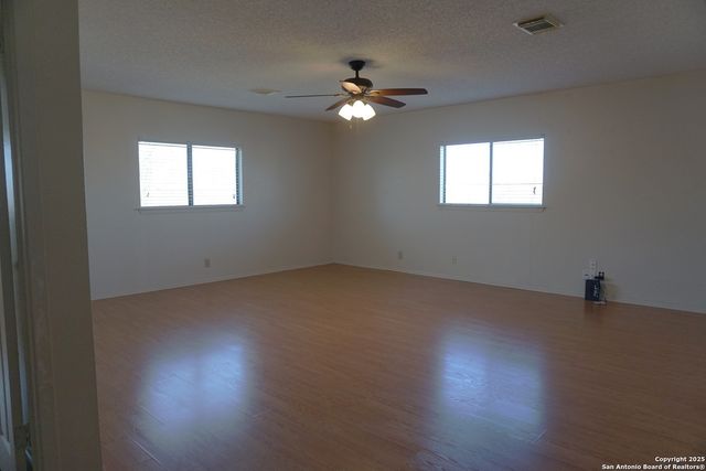 7515 Foss Meadows, San Antonio, TX 78244