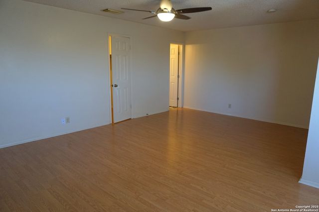 7515 Foss Meadows, San Antonio, TX 78244