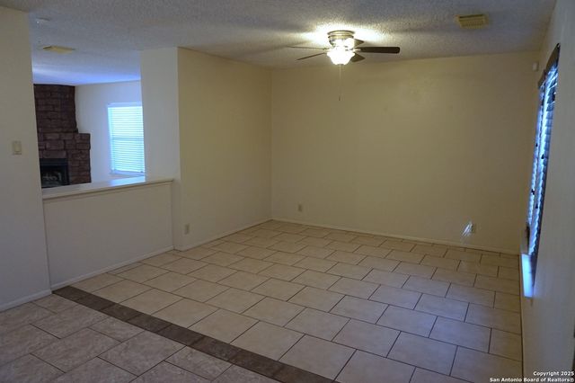 7515 Foss Meadows, San Antonio, TX 78244