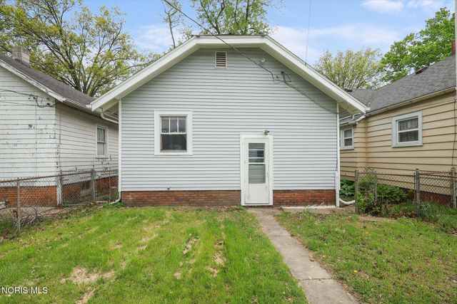 811 Geneva Avenue, Toledo, OH 43609