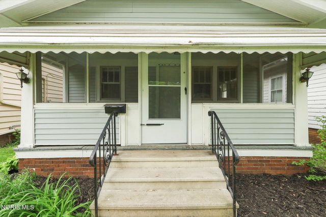 811 Geneva Avenue, Toledo, OH 43609