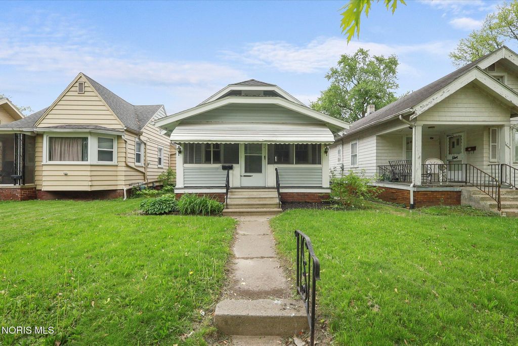 811 Geneva Avenue, Toledo, OH 43609