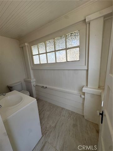 4478 4th Street, Riverside, CA 92501