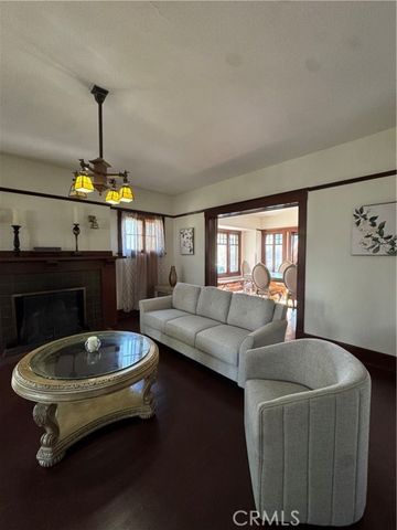 4478 4th Street, Riverside, CA 92501