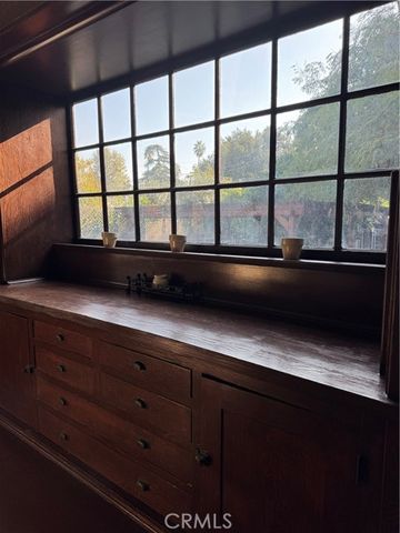 4478 4th Street, Riverside, CA 92501