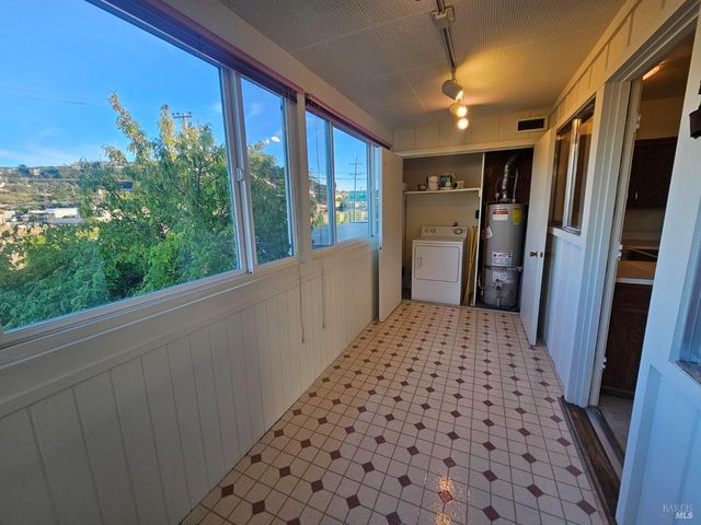 1056 Los Gamos Rd #C, San Rafael, CA 94903