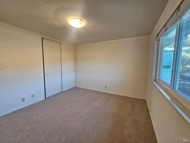 1056 Los Gamos Rd #C, San Rafael, CA 94903