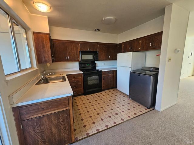 1056 Los Gamos Rd #C, San Rafael, CA 94903