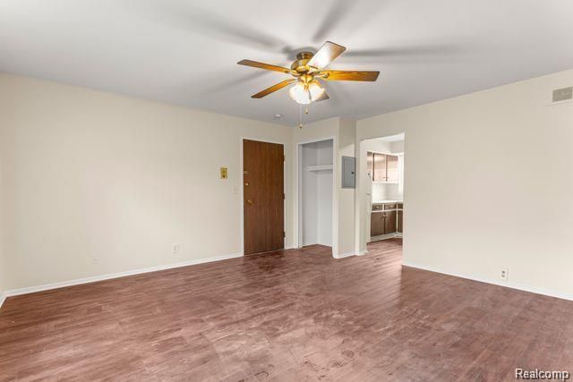 25316 Shiawassee Circle 104, Southfield, MI 48033