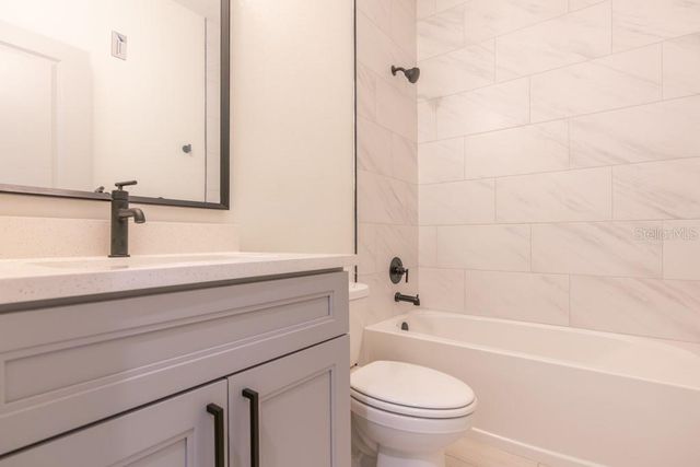 44 W 12TH STREET, Apopka, FL 32703