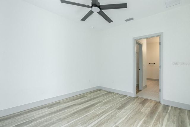 44 W 12TH STREET, Apopka, FL 32703