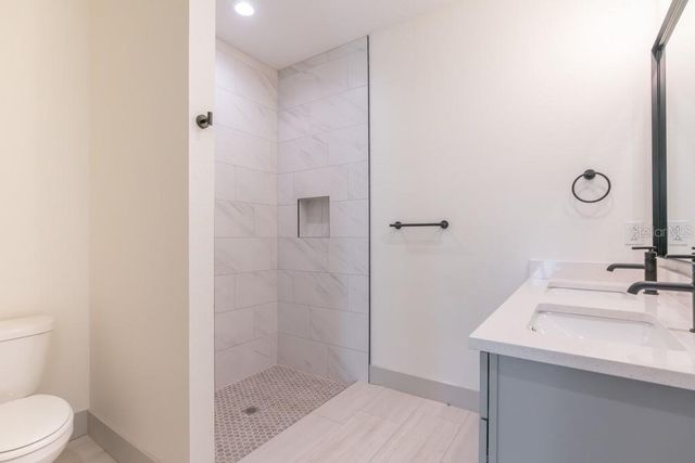 44 W 12TH STREET, Apopka, FL 32703