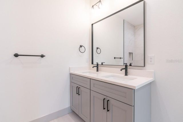 44 W 12TH STREET, Apopka, FL 32703