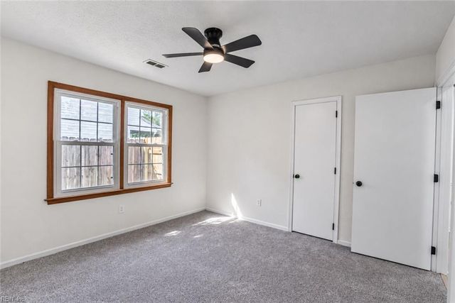 19 Lake Field XING, Hampton, VA 23666