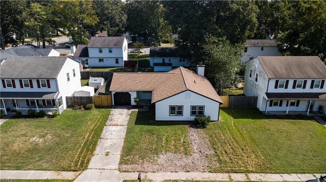 19 Lake Field XING, Hampton, VA 23666