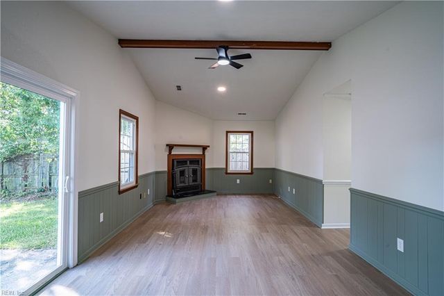 19 Lake Field XING, Hampton, VA 23666