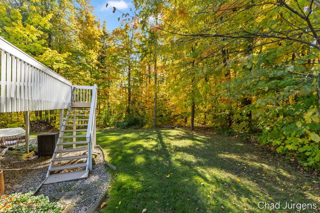 336 Normandy Court SW, Grandville, MI 49418