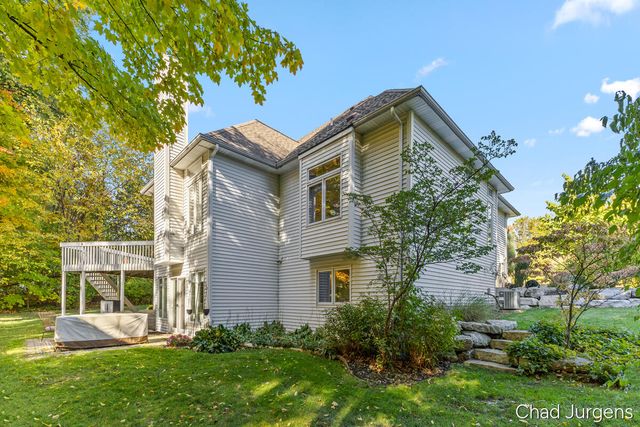 336 Normandy Court SW, Grandville, MI 49418