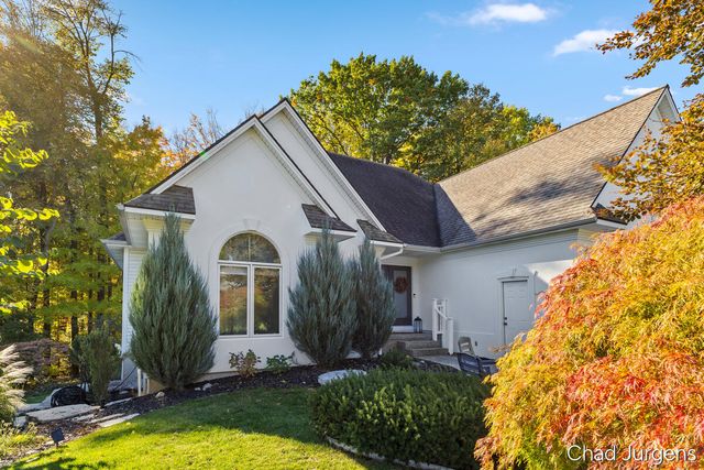 336 Normandy Court SW, Grandville, MI 49418