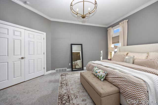 336 Normandy Court SW, Grandville, MI 49418