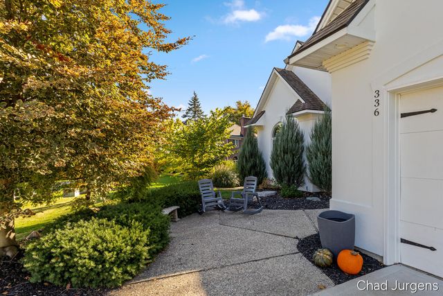 336 Normandy Court SW, Grandville, MI 49418
